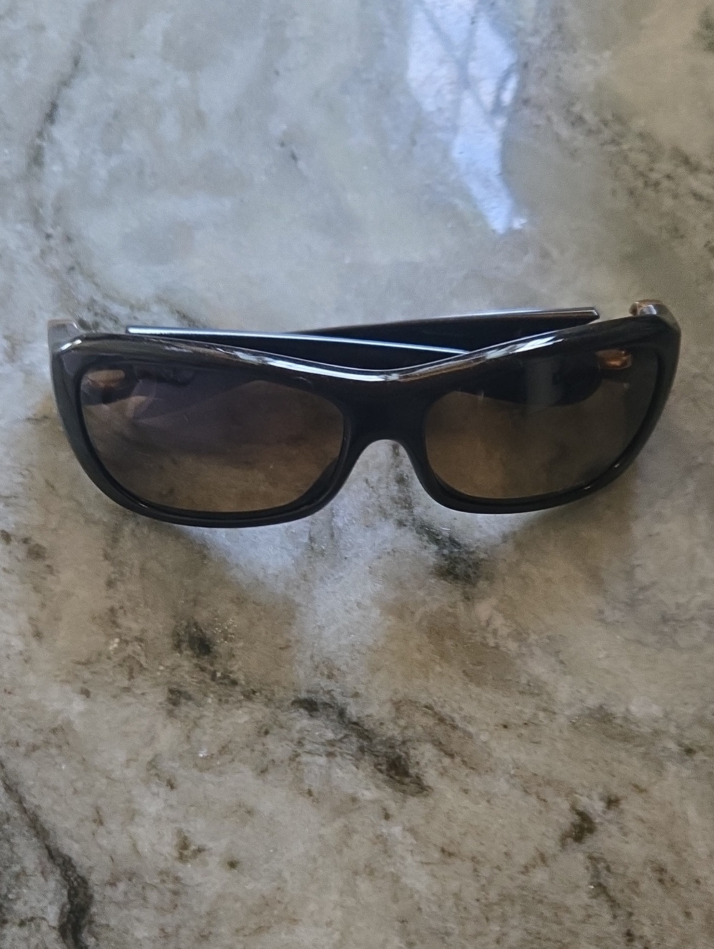 Oakley Women's Sunglasses with Brown Tint